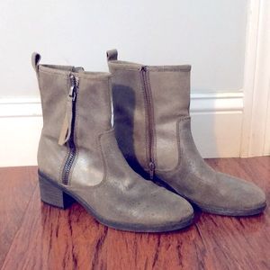 Clarks grey suede boots with shimmer size 7.5